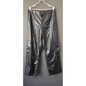 NWT Madden NYC Women's Size XXL 20 High Rise Relaxed Faux‎ Leather Cargo Pants